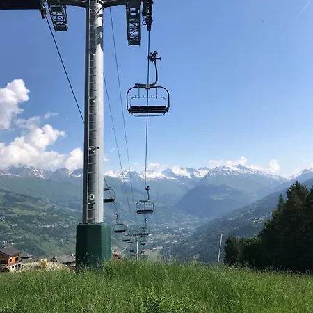 شقة Miravidi, Montchavin-la Plagne, Jacuzzi & Sauna لا بلاني