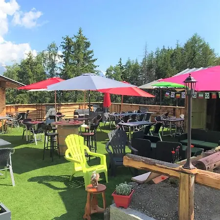 Miravidi, Montchavin-la Plagne, Jacuzzi & Sauna شقة لا بلاني