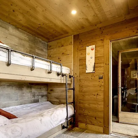 Miravidi, Montchavin-la Plagne, Jacuzzi & Sauna Apartment *