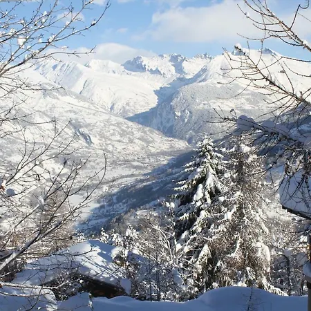 Miravidi, Montchavin-la Plagne, Jacuzzi & Sauna شقة